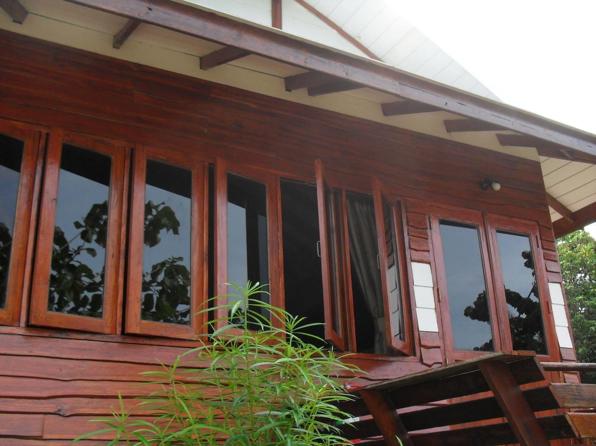 Le Passe-Temps Hotel Tha Lane Bay Exterior photo