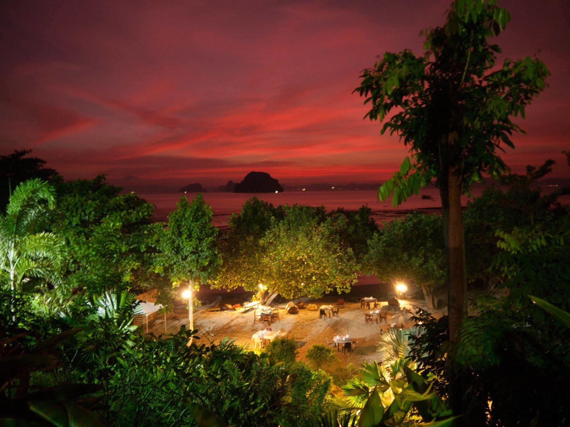 Le Passe-Temps Hotel Tha Lane Bay Exterior photo